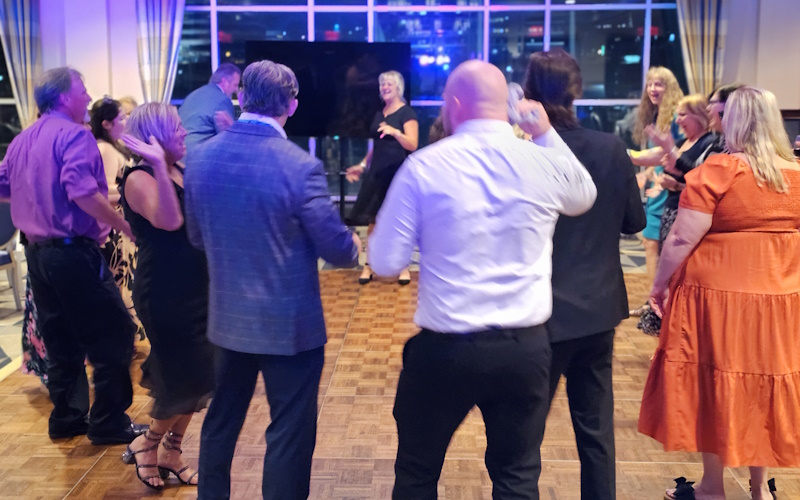 christmas & holiday party dj entertainment, john gallagher dj erie pa