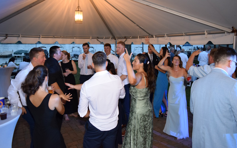 ashtabula, conneaut, erie wedding dj, john gallagher dj