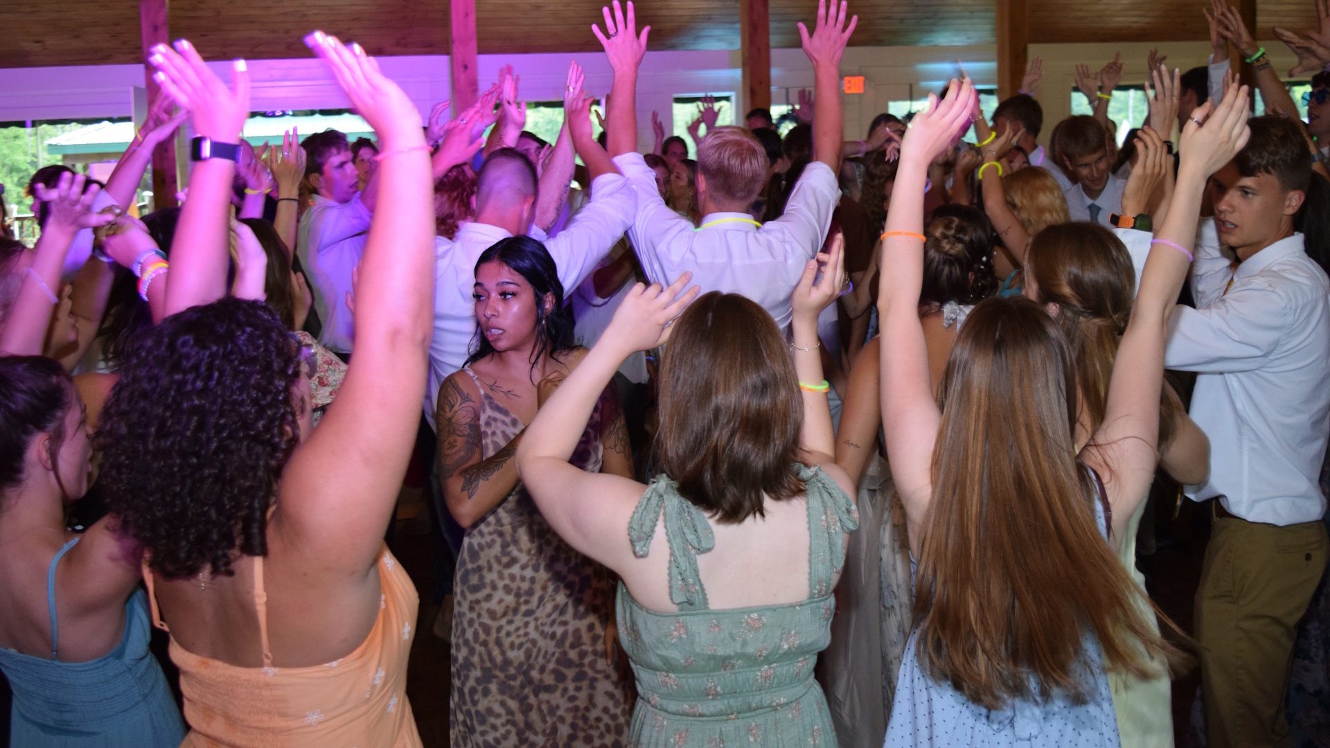 special event dj, john gallagher, erie pa dj, northeast ohio, western pa, western ny